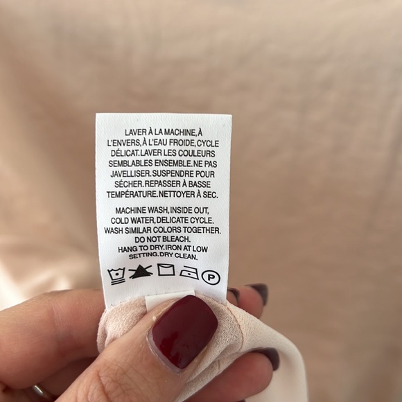 Midi pleated skirt and soft pink top - Picture 11 of 11